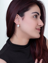 Sui Dhaga Earrings with White Crystal Detailing