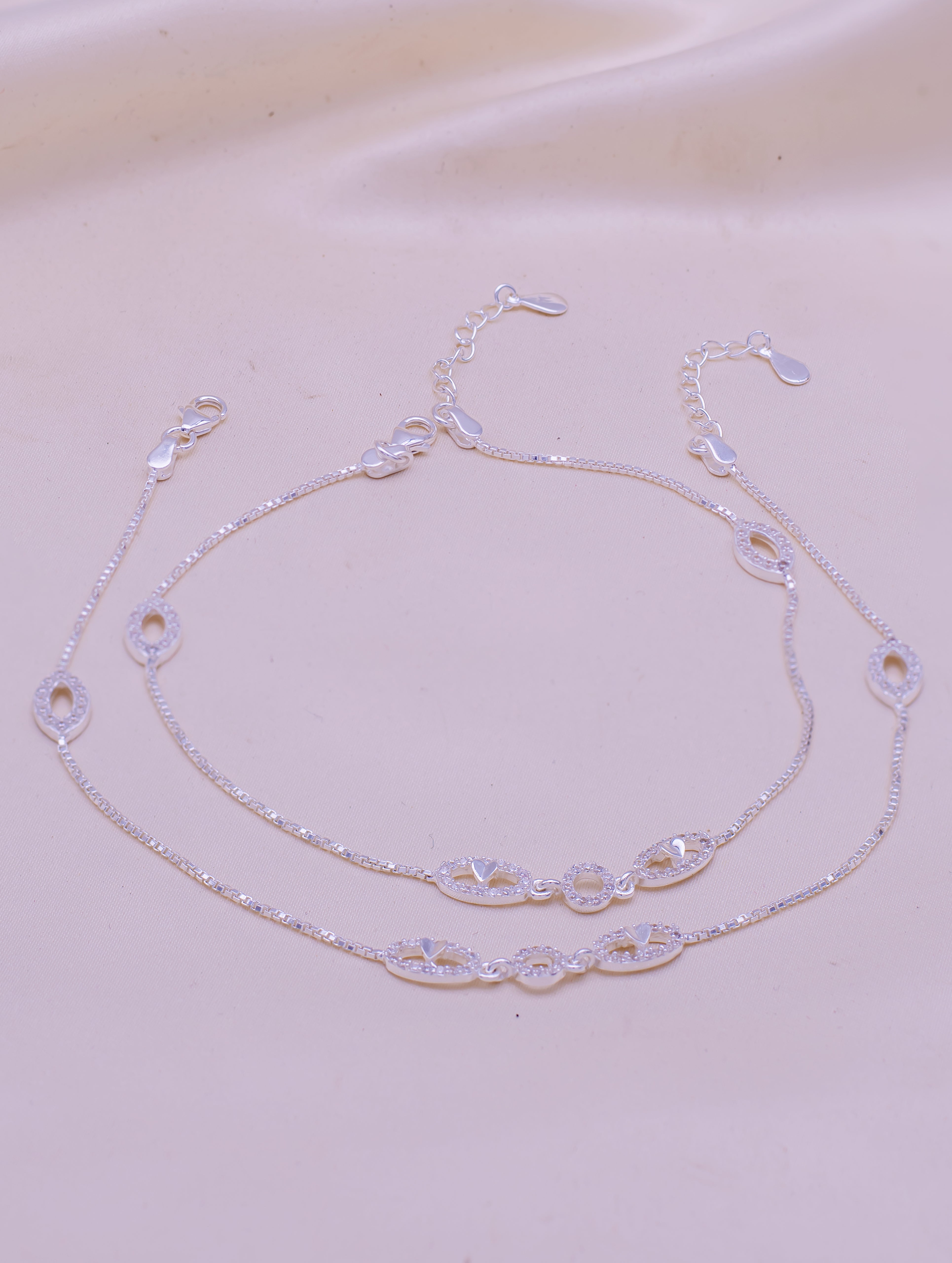 TWILIGHT SHIMMER SILVER ANKLETS