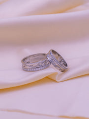 TIMELESS SILVER COUPLE RINGS