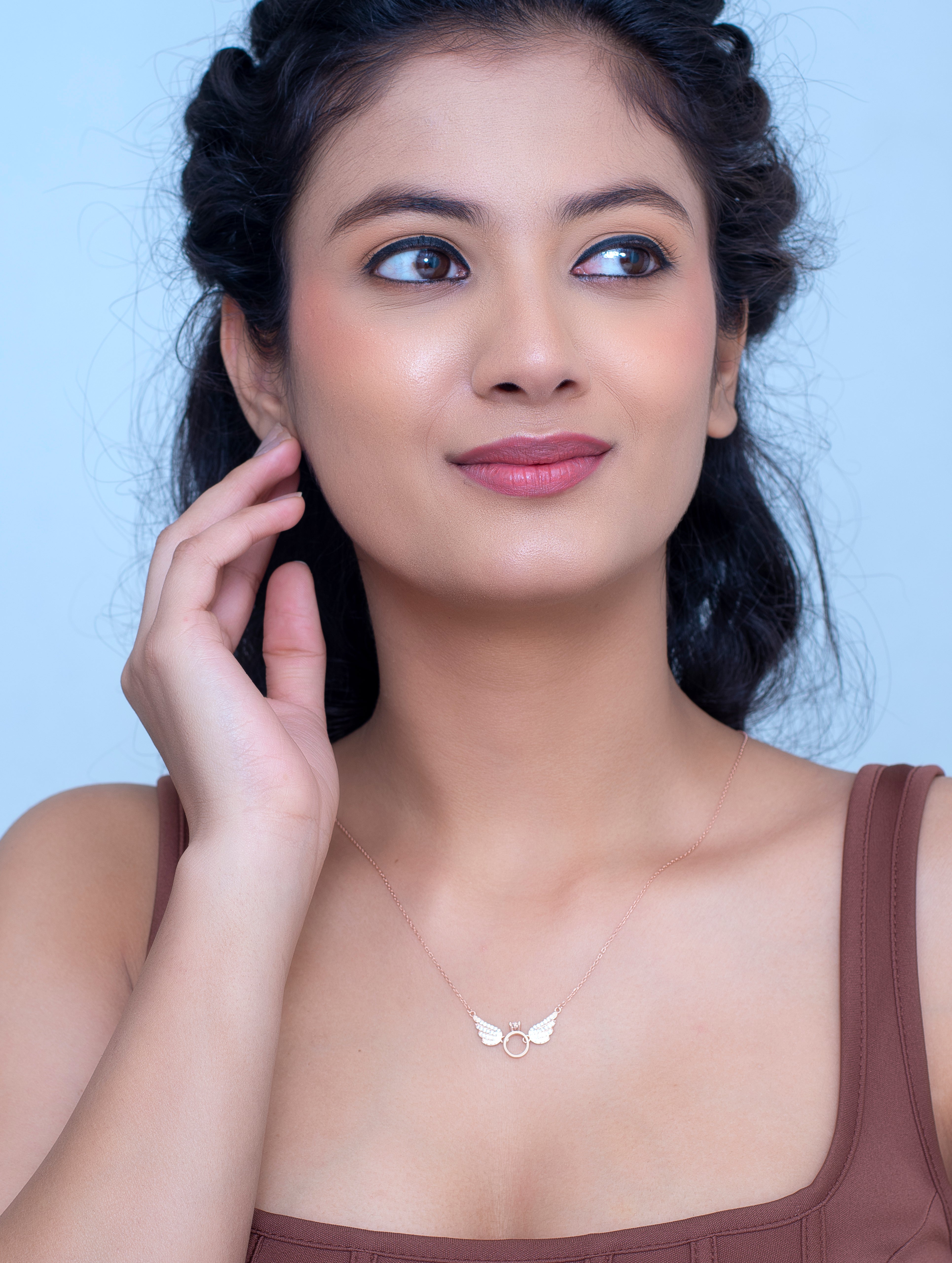 925 Sterling Silver Wing Pendant Chain with Solitaire
