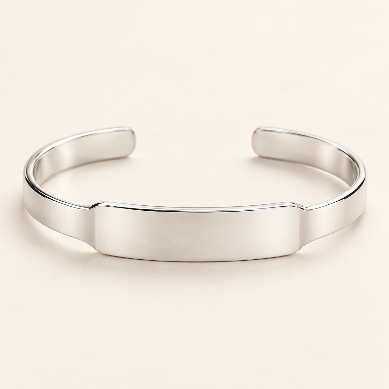 Polished 925 sterling silver engraving band with flat customisable plate